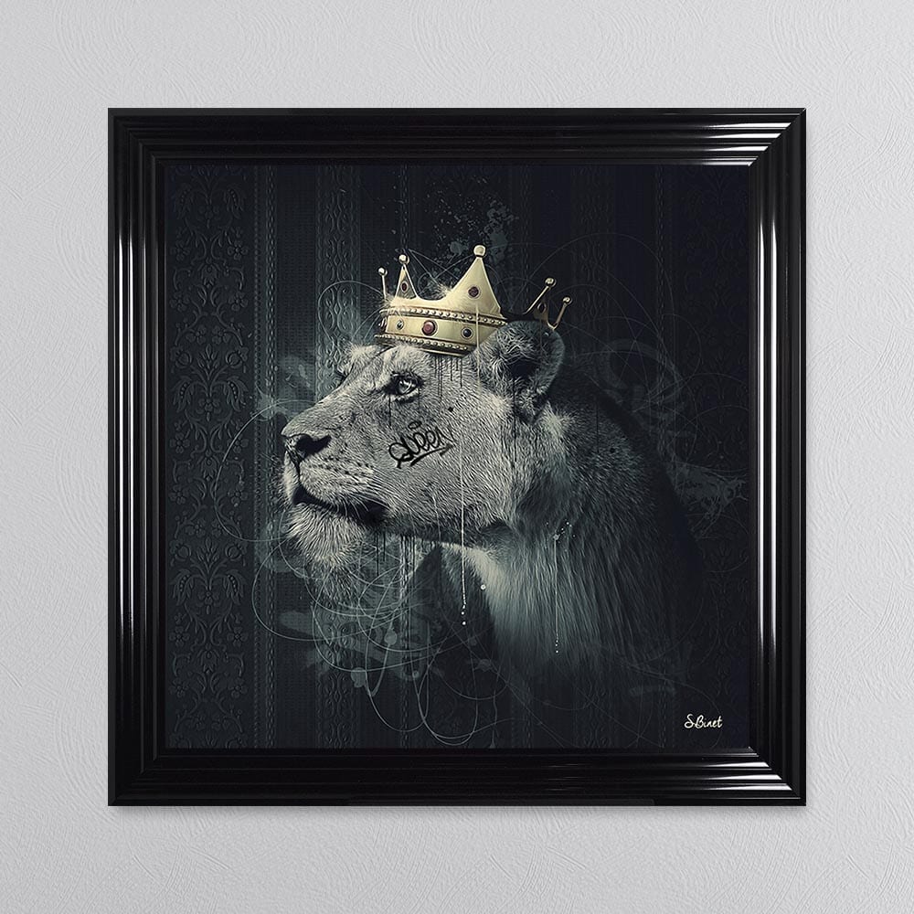 Lion Mafia Queen Framed Wall Art 90*90cm