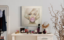 Load image into Gallery viewer, Marilyn Monroe Blowing Gum Framed Wall Art
